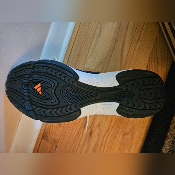 Men's Adidas fitness sneaker new in box size 11.5. - Picture 7 of 8